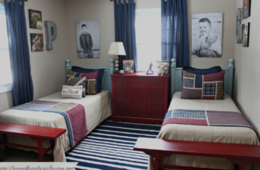 https://aprettylifeinthesuburbs.com/house-tour-my-boys-shared-bedroom/